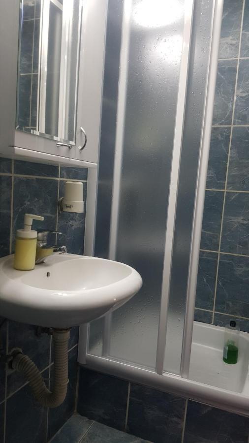 Apartman Panorama 3 Glavna Ulica อูชิเซ ภายนอก รูปภาพ